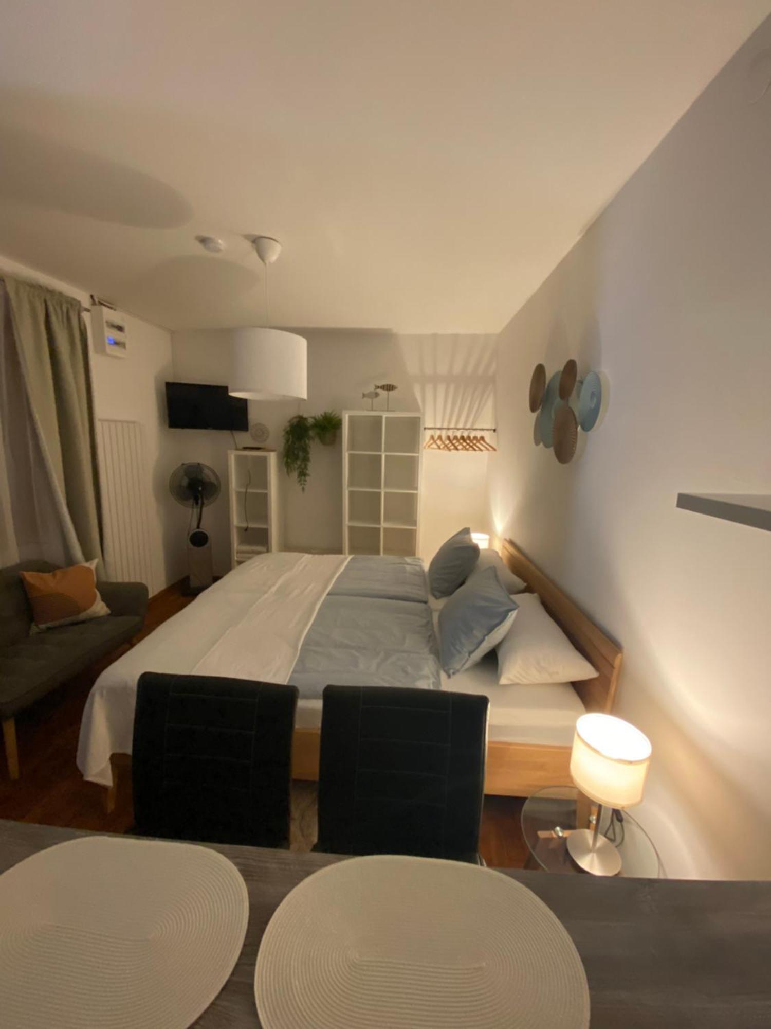 Studio Im Wienerwald - Moedling Modling Exterior photo